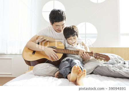 生活，臥室，爸爸，兒子，韓國人 39094891