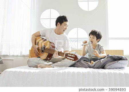 生活，臥室，爸爸，兒子，韓國人 39094893