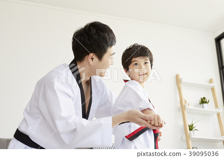Taekwondo, family, father, son, Korean Taekwondo, family, father, son, Korean 39095036