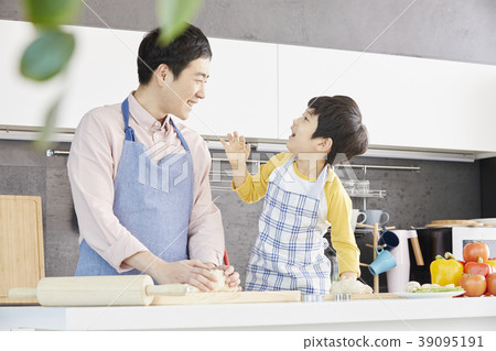 烹飪，爸爸，兒子，韓國 39095191