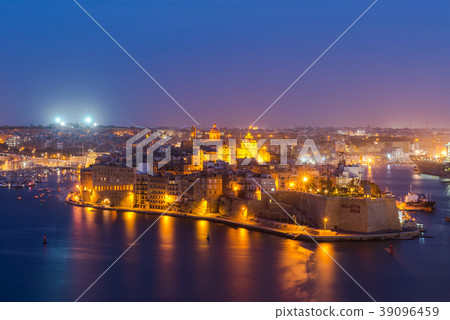 Senglea and Three Cities and Grand Harbor in Malta 39096459