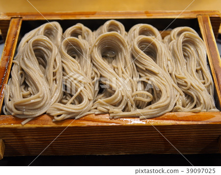 Niigata specialty "Hegi soba" 39097025