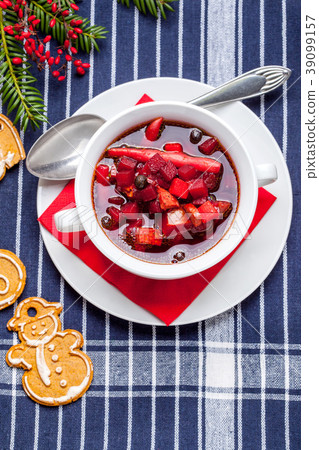 Ukrainian and russian national red borscht. Ukrainian and russian national red borscht. 39099157