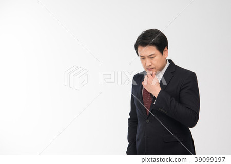 Businessman, President, CEO, Middle-aged 39099197