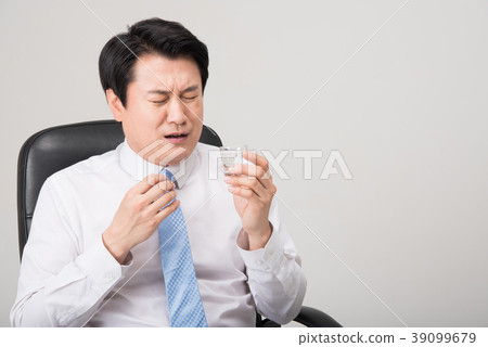 Businessman, Middle-aged, CEO 39099679