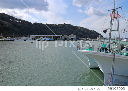 Tomiura Fishing Port (Minami Boso City) 39102003