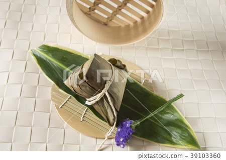 Zongzi 39103360