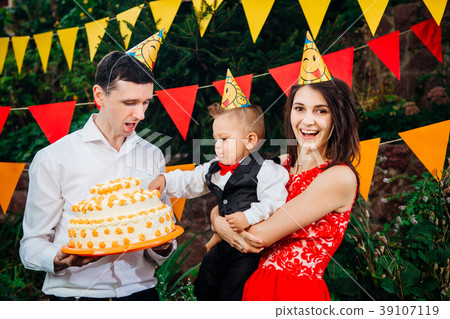 Subject children's birthday party, food and sweets 39107119