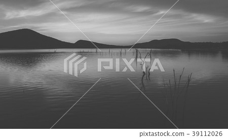 Lake Moogerah in Queensland Lake Moogerah in Queensland 39112026
