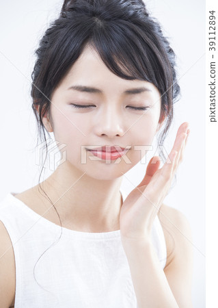 Beauty image 39112894