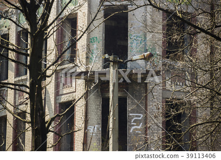 ruined old building ruined old building 39113406