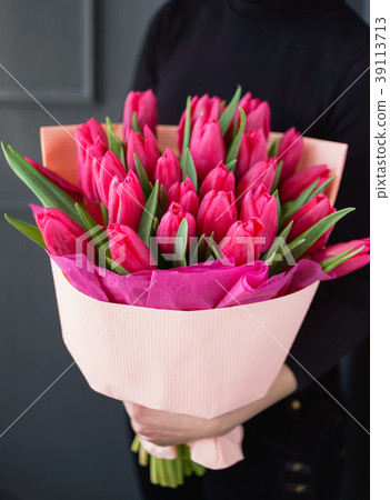 nice bouquet in the hands 39113713
