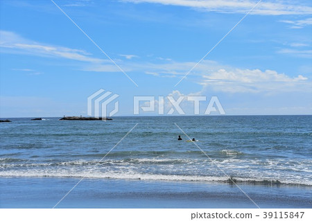 等待衝浪者衝浪者茅崎海岸 等待衝浪者衝浪者茅崎海岸 39115847