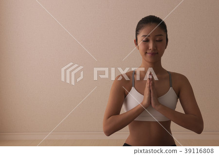 熱的瑜伽瑜伽少婦生活方式 熱的瑜伽瑜伽少婦生活方式 39116808