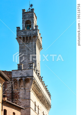 Montepulciano Communal Palace, Tuscany, Italy Montepulciano Communal Palace, Tuscany, Italy 39118758