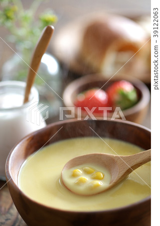 Corn potage soup 39122063