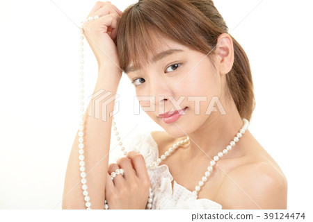 女性肖像 39124474