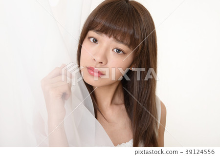女性肖像 女性肖像 39124556