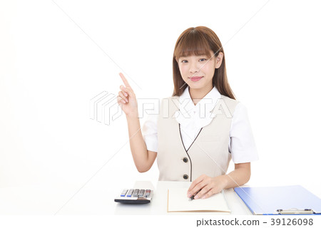 Instruct smile business woman Instruct smile business woman 39126098