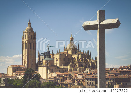 Segovia, Spain. Panoramic view of the historic 39127272