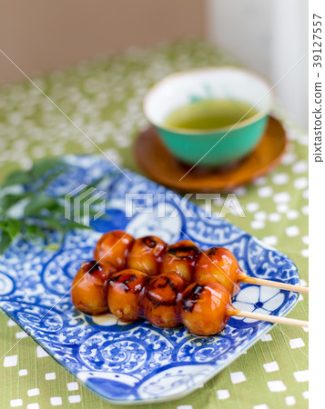 Japanese sweets Mitarashi dumplings Japanese sweets Mitarashi dumplings 39127557