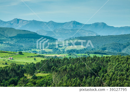 Peak of Europe , Cantabria, Spain Peak of Europe , Cantabria, Spain 39127795
