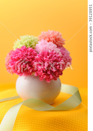 花人造花華麗五顏六色的花 照片素材 圖片 圖庫