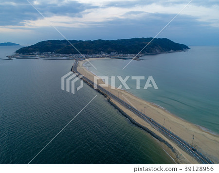 The middle of Shikanoshima The middle of Shikanoshima 39128956
