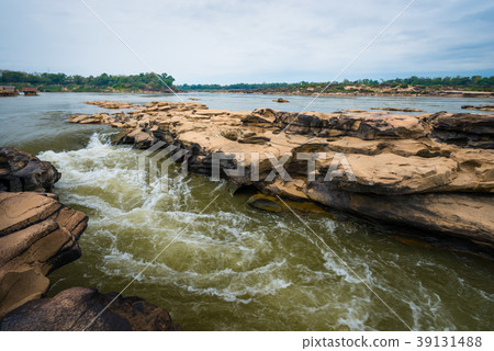 Natural of Rock Canyon in Mekhong River Thailand Natural of Rock Canyon in Mekhong River Thailand 39131488