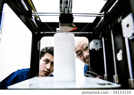 3D printer manufacturing engineer 3D printer manufacturing engineer 39133139