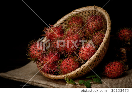 紅毛丹水果竹Basket紅毛丹水果竹basket 39133473