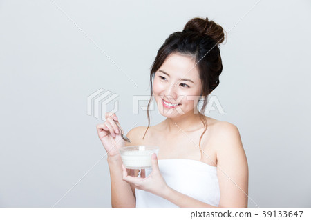 Beauty (yogurt) Beauty (yogurt) 39133647