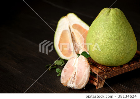 Grapefruit Mid-Autumn Festival Fruit pomelo fruit grapefruit ブンタン グレープフルーツ 39134624