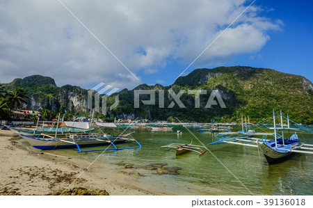 Seascape of Palawan Island, Philippines Seascape of Palawan Island, Philippines 39136018