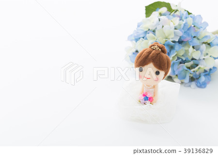 June bride image 39136829