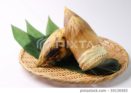Bamboo shoot Bamboo shoot 39136985