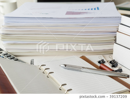 Report preparation Manual Delivered Record Operation Guide Work Business 39137209