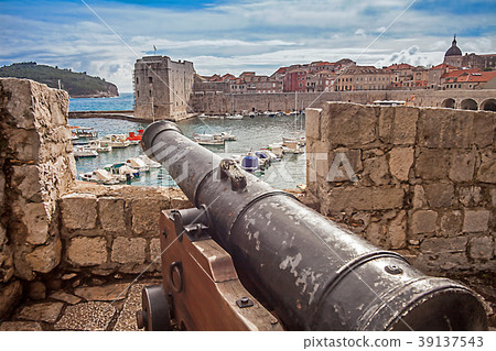 Old town and harbor of Dubrovnik Croatia 39137543