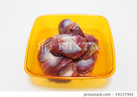 Sand liver raw chicken 39137992
