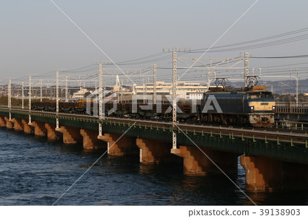 EF66 0拖車運輸貨運列車 39138903