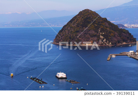 [Shizuoka Prefecture/Sightseeing spot] Awashima/Uchiura Bay seen from Mt. Hakata 39139011