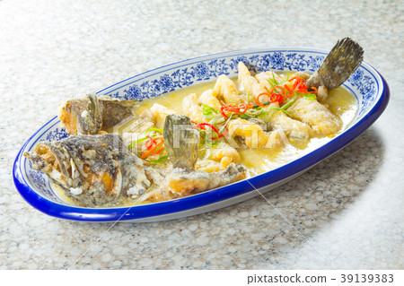 deep fried fish deep fried fish 39139383