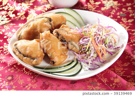 deep fried fish deep fried fish 39139469
