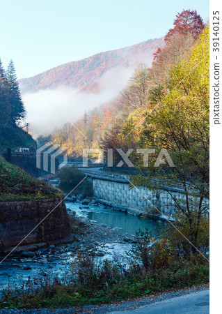 Autumn Carpathian mountains and river, Ukraine Autumn Carpathian mountains and river, Ukraine 39140125