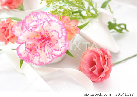 春天插花 39141188