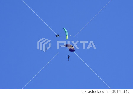 sky diving sky diving 39141342