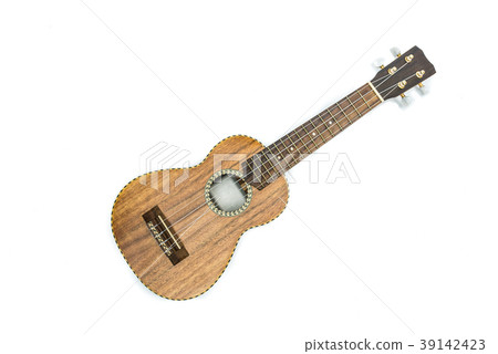 Ukulele isolated on white 39142423