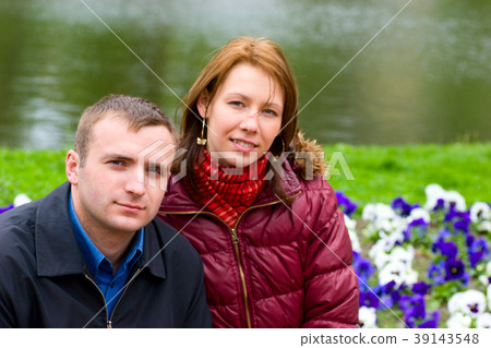 Young couple Young couple 39143548