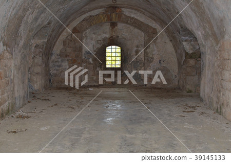 Window in a prison cell 39145133