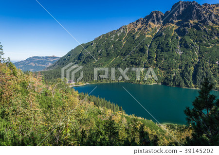 Landscape of mountain lake Morskie Oko Landscape of mountain lake Morskie Oko 39145202
